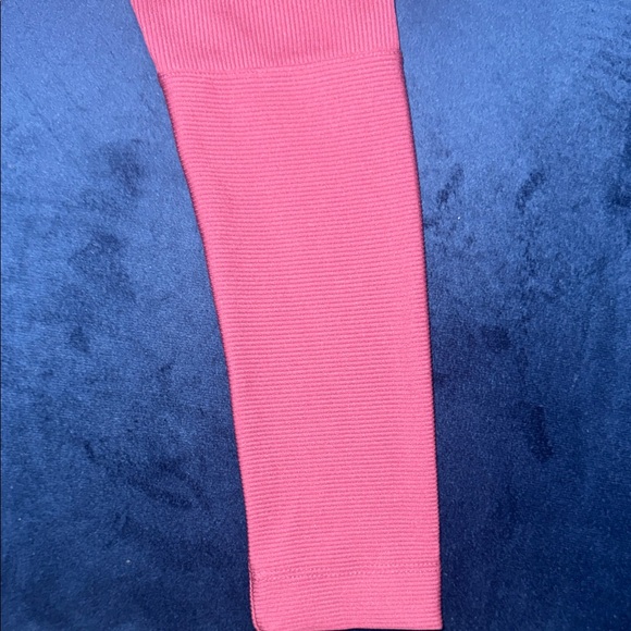 Nike Pink and Burgundy Half-Zip Top - Picture 6 of 11